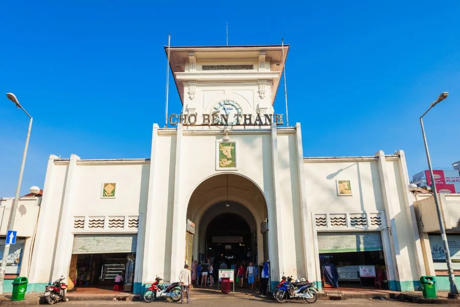 Ben Thanh Market Guide, Shopping and Food in Saigon