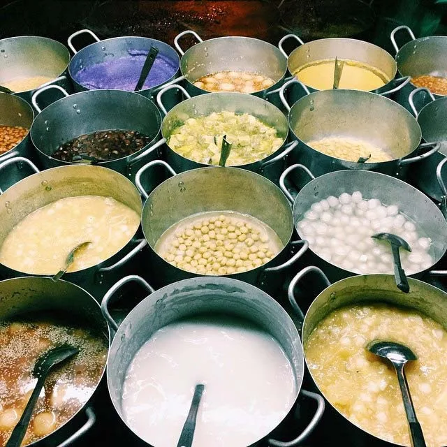 Vietnamese che sweet soup dessert