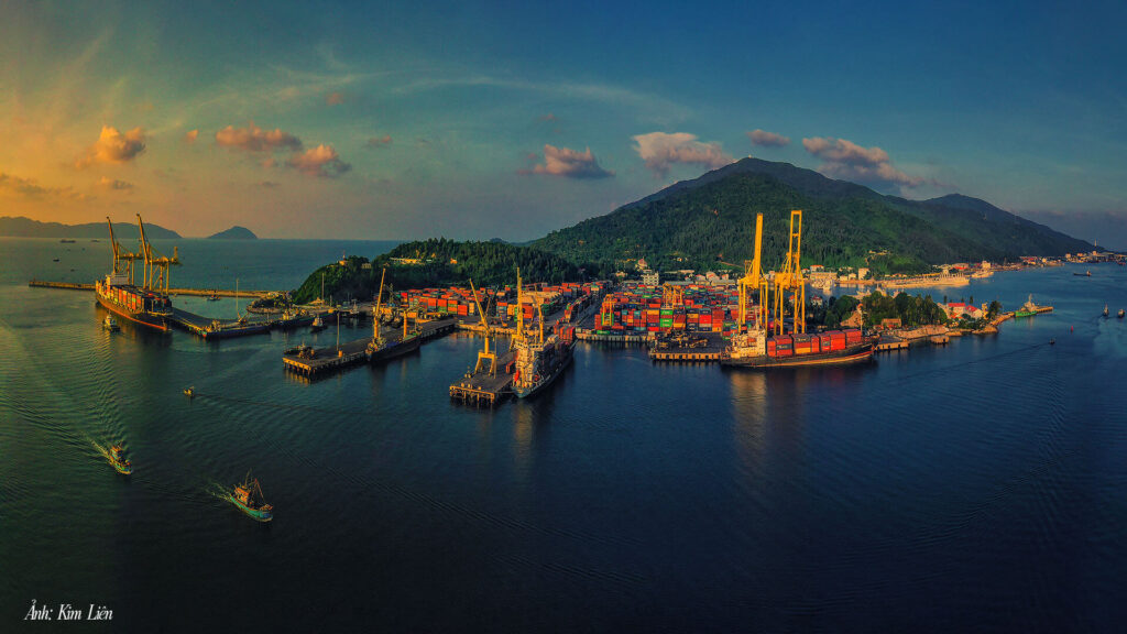 cang-tien-sa-ban-dao-son-tra-thanh-pho-da-nang-01-1024x576